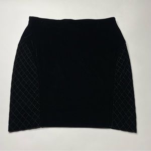 Simply Vera Wang Black Velvet Mini Skirt - Size Small